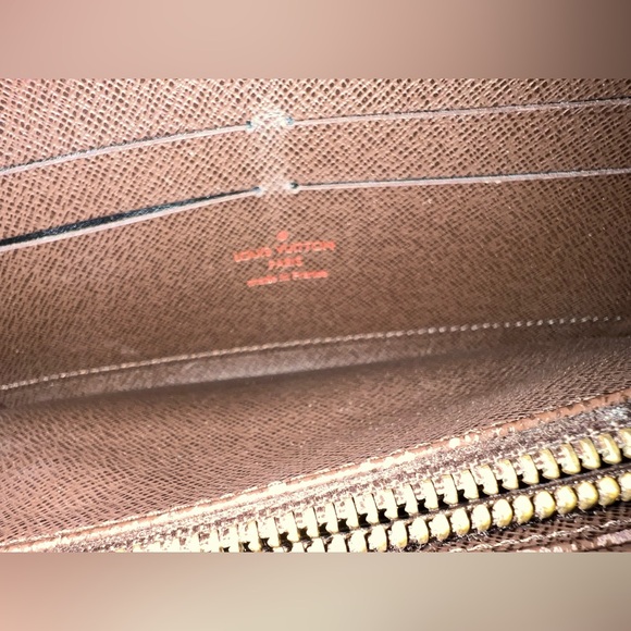 EUC Louis Vuitton Damier Ebene Zippy Wallet - Picture 11 of 12